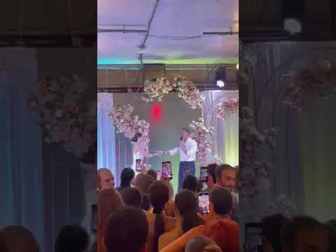 ლიზა ჩიჩუას და ირაკლი მაქაცარიას სიმღერა ქორწილში