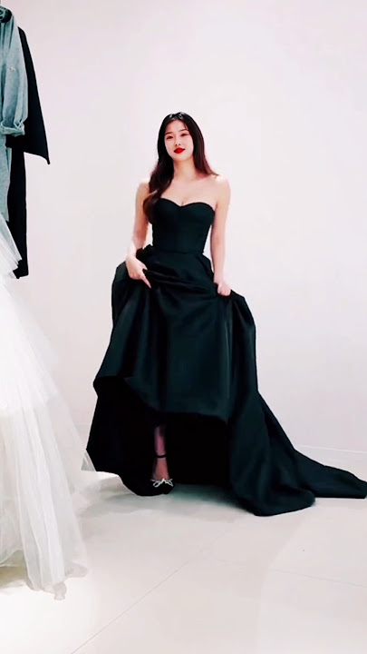 New dress, yeeyyy 🥰🥳🤭 | #goyang #koreandance #ai #dj