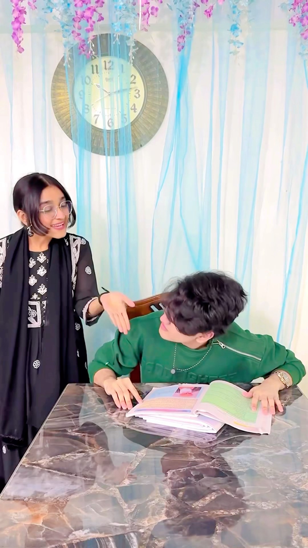 Twisting Trends?? #zidaanshahidaly #comedy #shorts