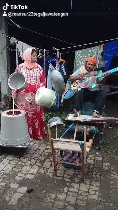 Qur'an dan koran (H Rhoma irama )Tiktokhiburan panggung roboh hiburan semua usia