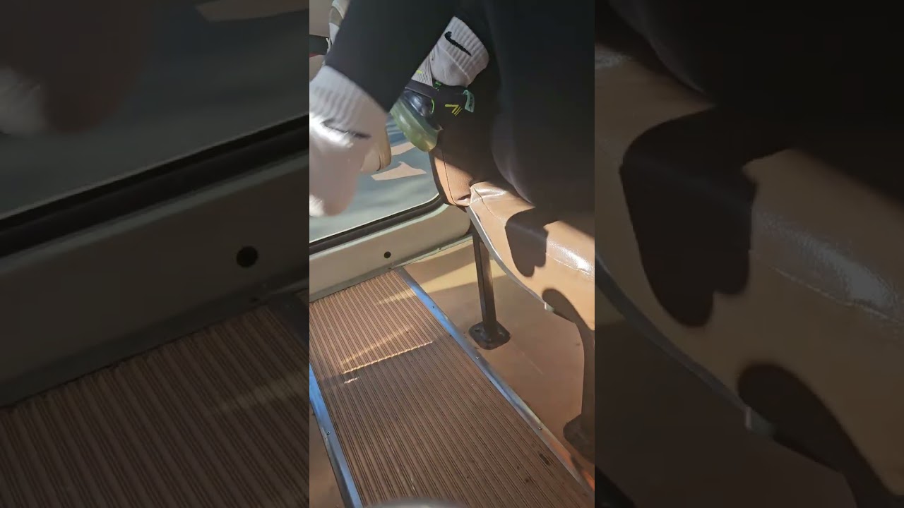 Candid bus footise blazer/sock+air max 270