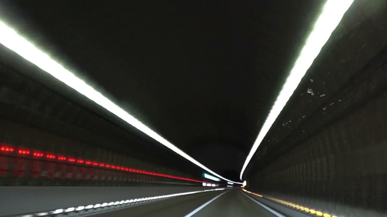 長いトンネル