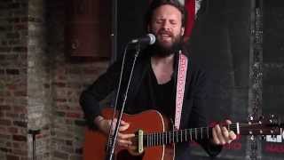 Vignette de la vidéo "Father John Misty - Son of a Ladiesman - Live at Lightning 100"