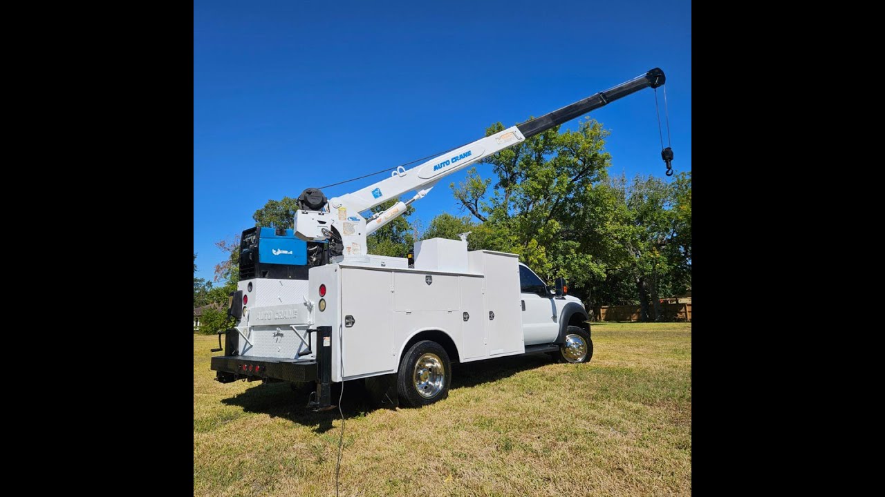 2013 Ford F550 Service Truck • 6400 lbs AUTO CRANE • WELDING MACHINE • CLEAN TITLE • k9motors.com
