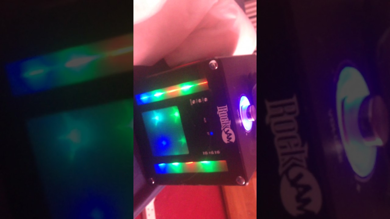 RockJam Machine à karaoké Bluetooth rechargeable RJSC01-BK Singcube de 5  watts avec deux microphones, effets de changement de voix et lumières LED