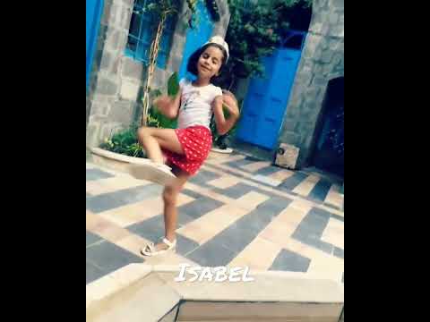     ايزابيل رقص موسيقى الفصول الأربعة غاليري البيت الازرق