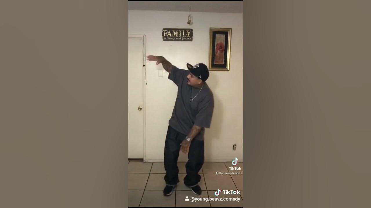 GANGSTER DONT DANCE WE BOOGIE 💯.   #youngbeavz#cholo#funny#comedy#goodvibes#raiders#nikeairmax