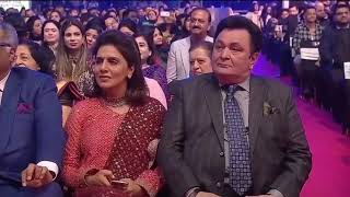 Rishi kapoor and kapil sharma comedy on filmfare 😂😂😂