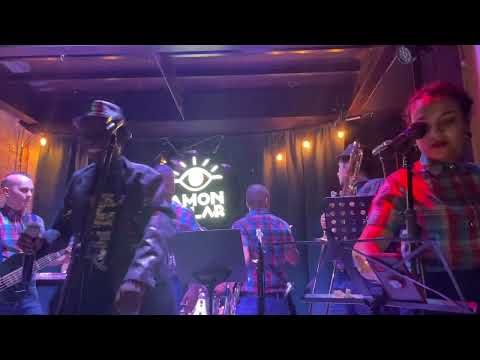 Stranger Cole -These Eyes (Crying Every Night)