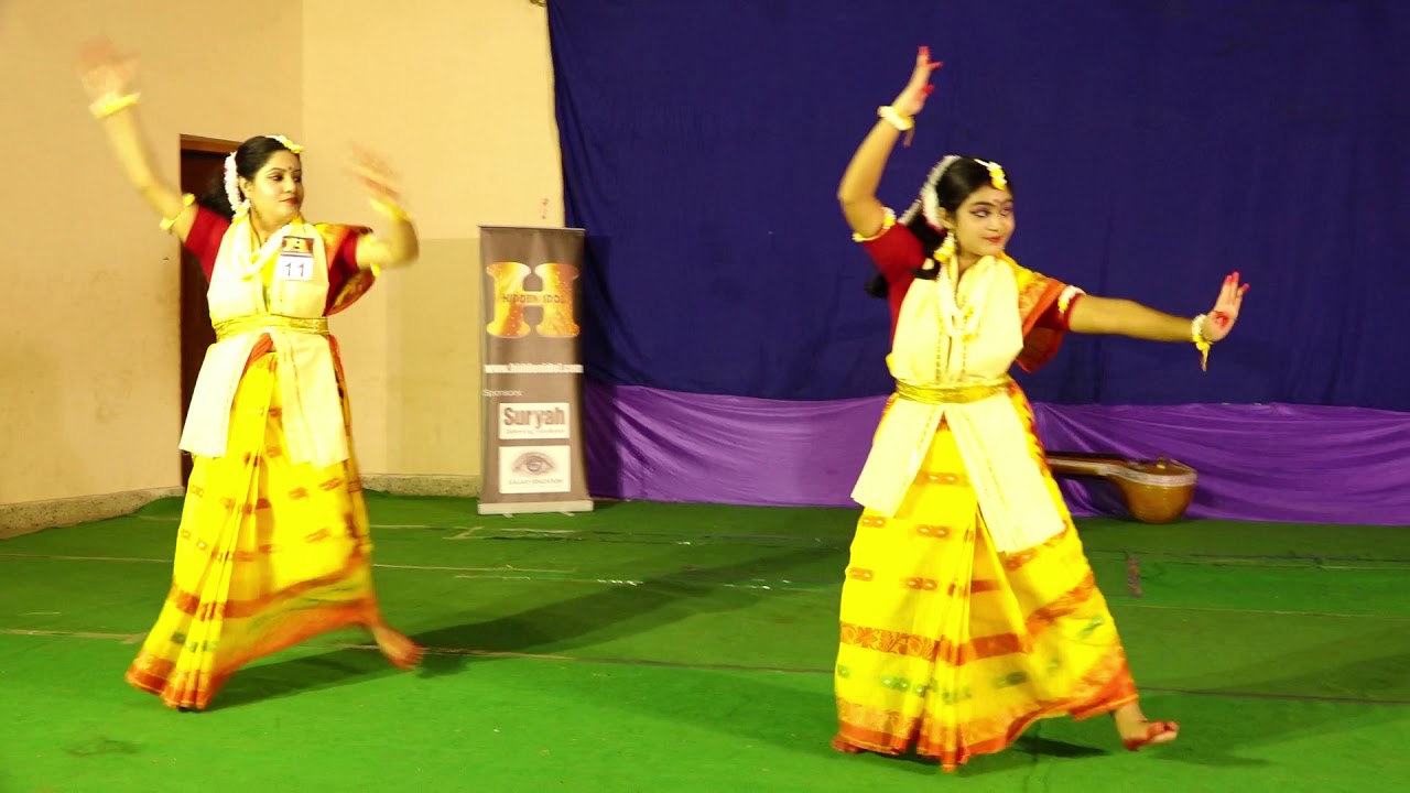 EXCELLENT RABINDRA NRITYA DUET DANCE BY RUPSHA AND KANGKANA AT 7TH ...