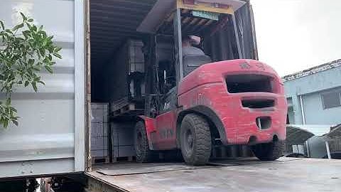 forklift load the pvc foam board container