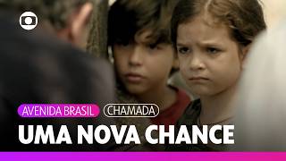 Rita is adopted by an Argentinian couple, and Tufão and Carminha get engaged | Avenida Brasil | T...