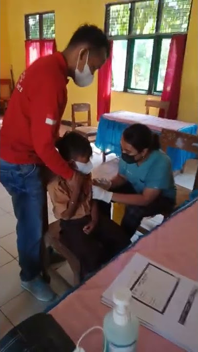 Umbu lagi Vaksin