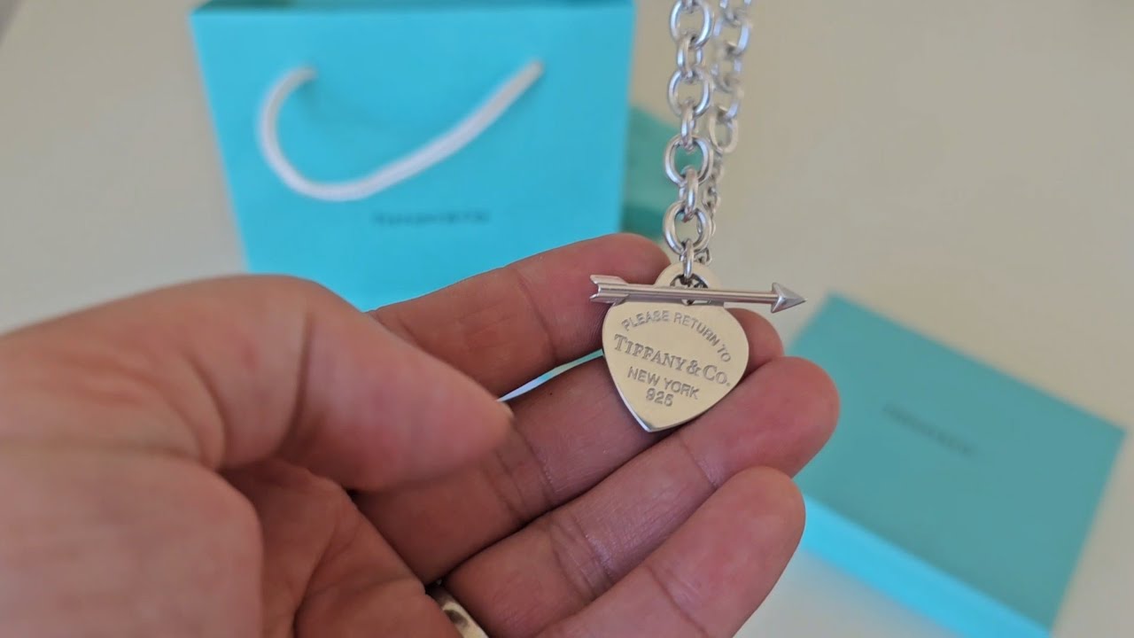 Tiffany & Co(ティファニー)大人気Lovestruck Heart Tag Pendant Tiffany & Co. Lovestruck Heart Tag Necklace Review - YouTube