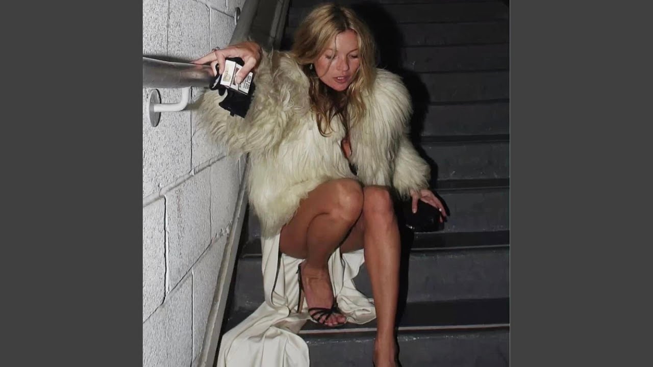 Watch TOUCHDACEILING on YouTube Watch TOUCHDACEILING on YouTube