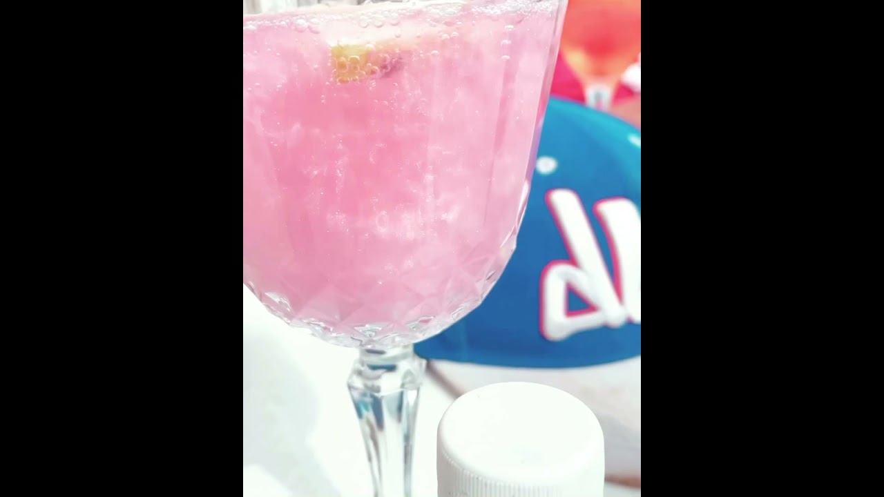 Розовый мерцающий сироп Слёзы Единорога с шиммером для напитков и вкусом баблгам - отзыв