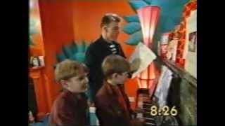 Take That on The Big Breakfast - Gary, some twins & a Piano - February 1993