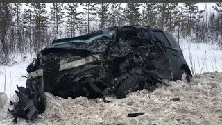 Вылетел на встречку: водитель Nissan X-trail погиб после лобового удара УАЗа