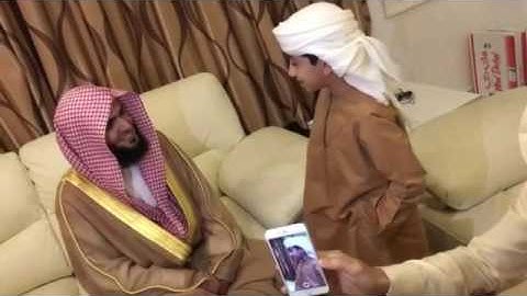 تقليد سلمان العتيبي - طفل صغير - بداية سورة النور