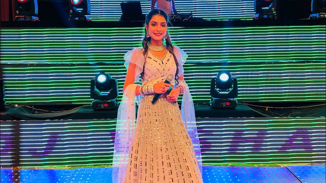 Anchor Naina hosting Grand 