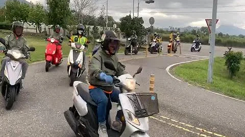 Older adults complete 10-day round trip of Taiwan on motorbike - DayDayNews