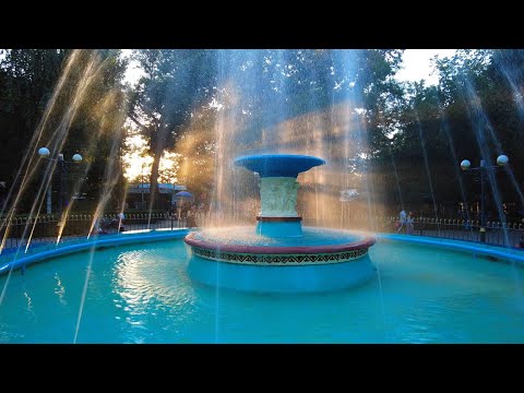 Walking through Bishkek. Unexpectedly beautiful. 4K video