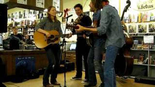 David Rawlings Machine -  "It's too easy to feel good" Live at the Electric Fetus chords