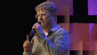 The art of an auctioneer | Zane Burns | TEDxBozeman