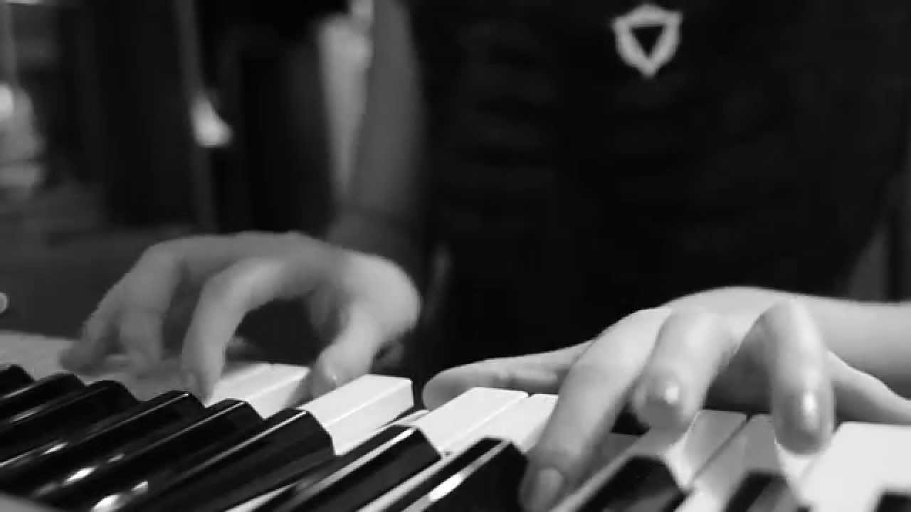 twenty one pilots - car radio (piano cover by nnoda)