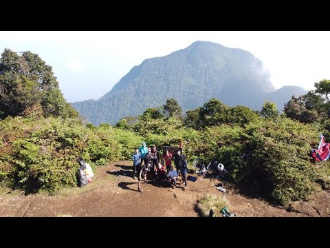 Manik Via Pedakian Gunung Salak 1, Puncak Manik, Via Cimelati.... - YouTube