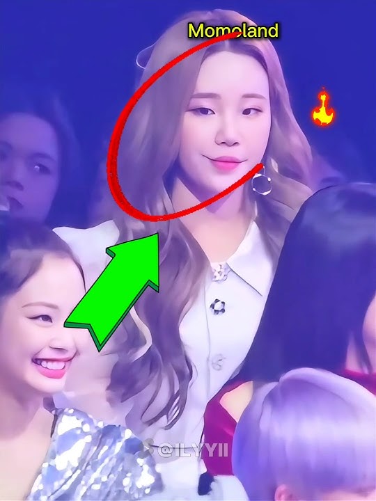 Momoland staring at Jennie #jennie #blackpink #momoland