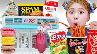 Mukbang Convenience Store Food FRIED CHICKEN AND FIRE NOODLES EATING by HIU 하이유