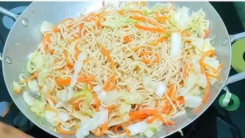 Mì Xào -  mẹo Xào Mì không cần trụng nước sôi dai ngon ai cũng khen