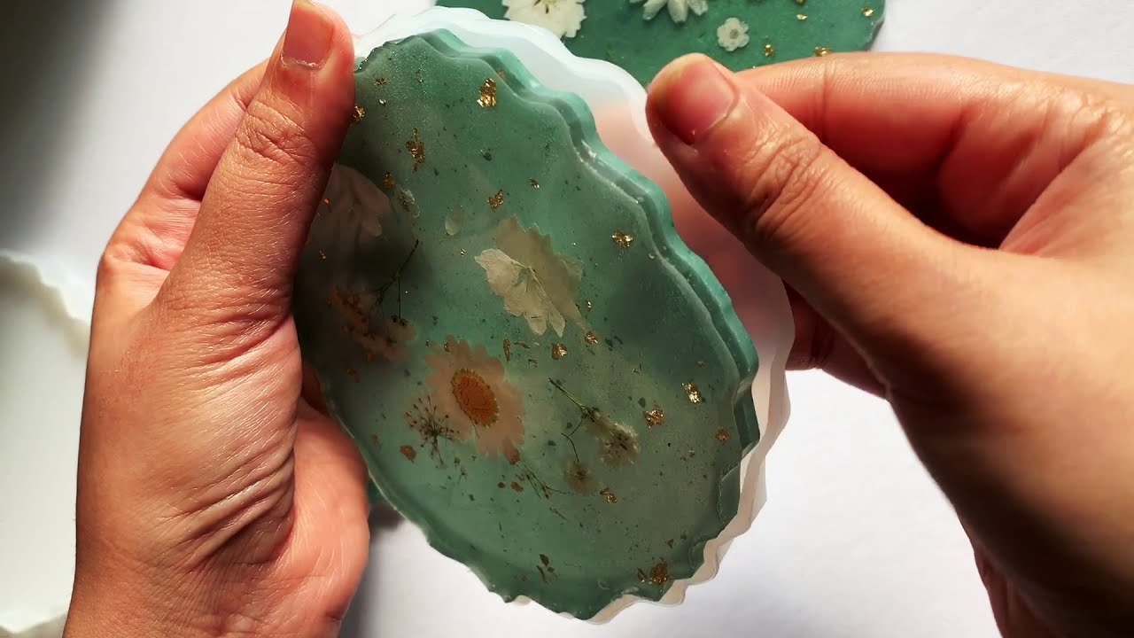 How to make Dried flower Resin Coasters YouTube