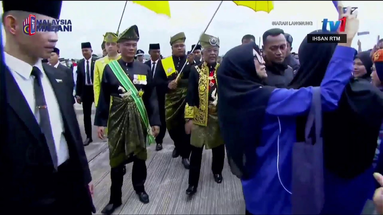 [LANGSUNG] Istiadat Keberangkatan Tiba Yang di-Pertuan Agong Ke-16 dan Raja Permaisuri Agong