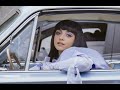 Mon Laferte - Algo es mejor premiere en vivo