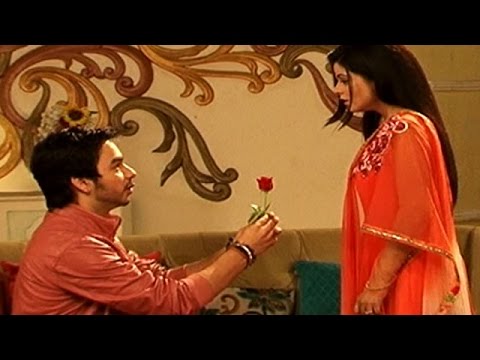 Bihaan Proposes Thapki In 'Thapki Pyar Ki'  | #TellyTopUp