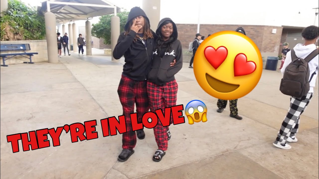 they-wore-matching-pajamas-the-last-day-before-christmas-break