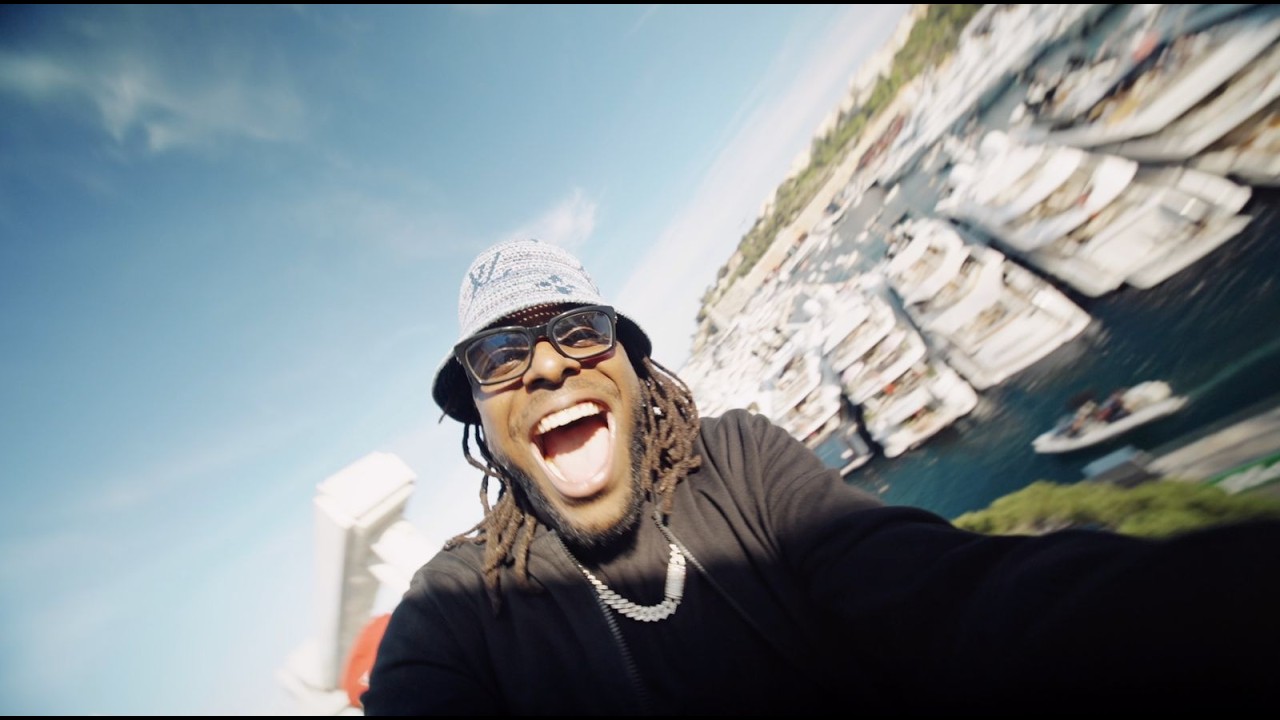 Watch COYOTE JO BSTRD - RICHE (Clip Officiel) on YouTube Watch COYOTE JO BSTRD - RICHE (Clip Officiel) on YouTube