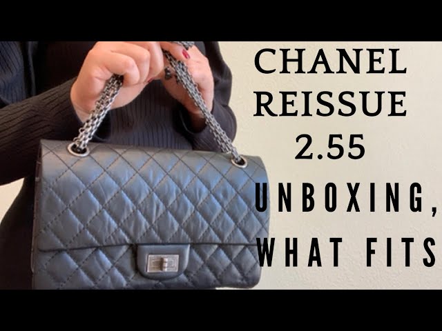 UNBOXING CHANEL REISSUE 225, What Fits