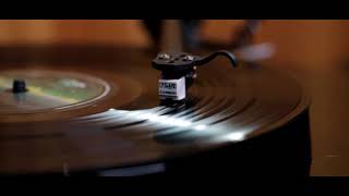 Video thumbnail of "Dire Straits - Skateaway (1980) vinyl - Making Movies (album)"