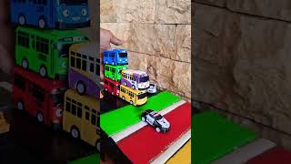 Tumpukan Bus Tayo meluncur cepat #bus #tayo #kecepatan #balap #polisi #mainan #celana pendek