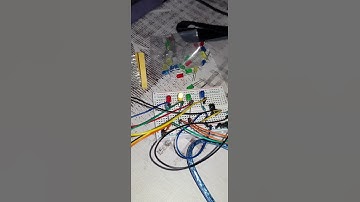 TRAFFIC LIGHT + PEDESTRIAN CROSSING - ARDUINO UNO