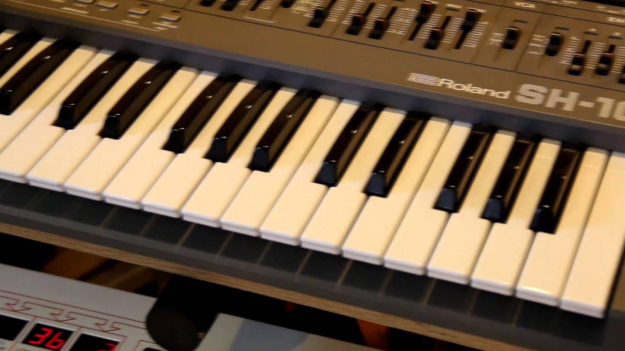 "Sdafun" - Techno/House with SH-101, TR-707, and BIT 99