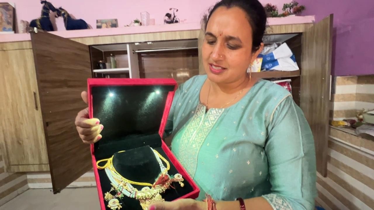 ये है हमारी 2025 की कमाई🤷‍♀️अब कैसे हो गयी पुराने घर की Kitchen | Pal Family Vlogs