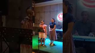 Belajar Lagi Sama Tante Sisil Dan Om Basah....di Barn Steak House...tulungagung Punya