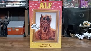 Unboxing! Alf - Ultimate Action Figure