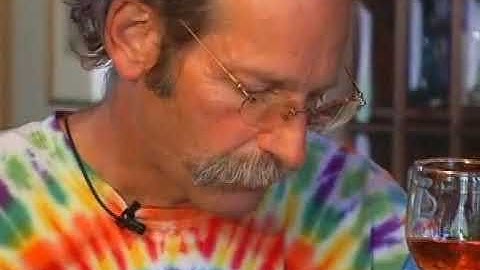 Final Filtering of Homemade Wine