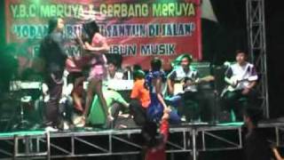 bukan yang pertama..vika and nita.; haji raibun