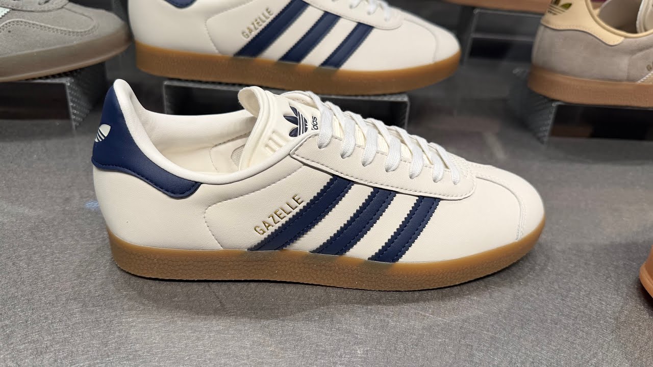 Adidas Gazelle (Cloud White/ Dark Blue/ Gum) - Style Code: JI0209